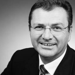 Porträt von Dipl.-Ing. Andreas Mühlhans, Öffentlich bestellter Vermessungsingenieur in Neuss